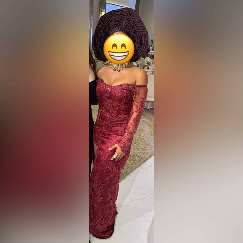 Nigerian Iro and Buba w/ Gele
Elegant Lace Burgundy Dress